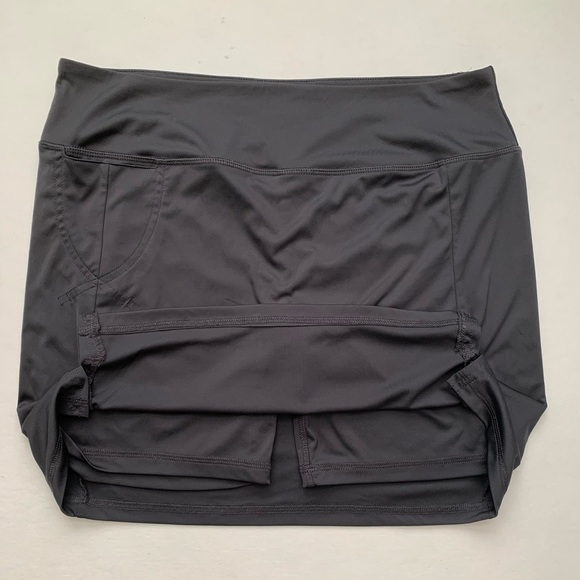 Dark Grey AUR Golf Skort - Picture 3 of 4